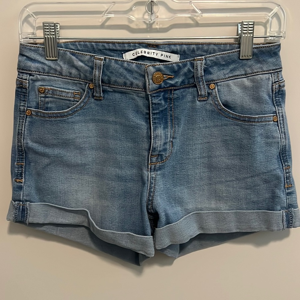Celebrity Pink size 3/26 Jean shorts